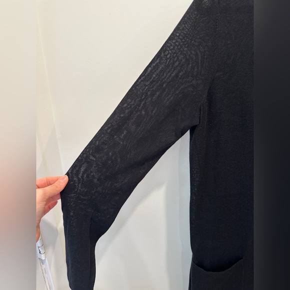 Bcbg knit thin cardigan, size M, Black Long Cardigan with Pockets - Picture 8 of 8